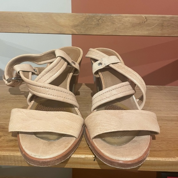 Frye sandal - Picture 3 of 5